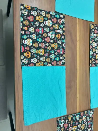 Mesa posta / jogo americano / guardanapo e porta-guardanapo de tecido