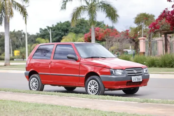 Fiat Uno Mille 1.0 Fire/ F.flex/ Economy 2P 2011