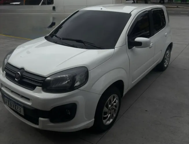Fiat Uno Drive 1.0 Flex 6V 5P 2019