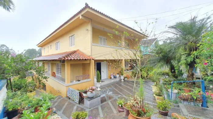 Casa para venda ou locação no condomínio Haras Bela Vista