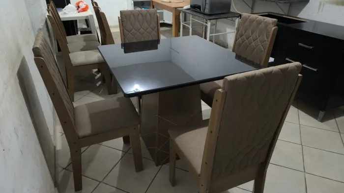Mesa NOVA NA CAIXA vidro 4 cadeiras (Entrego com taxa) aceito cartão com taxa da maquina