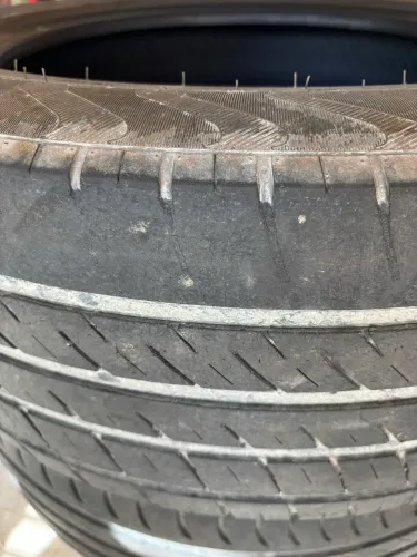 Pneu usado 235/55R18 Wanli e ecovision