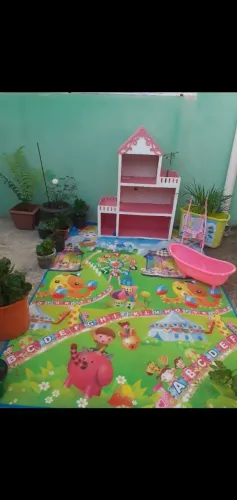 Vendo tapete educativo mais casinha.