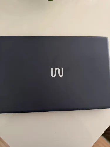Notebook novo - usado apenas 1 mês - excelente