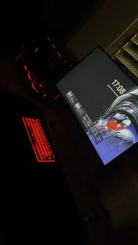 PC Gamer com monitor 240hz 27pol