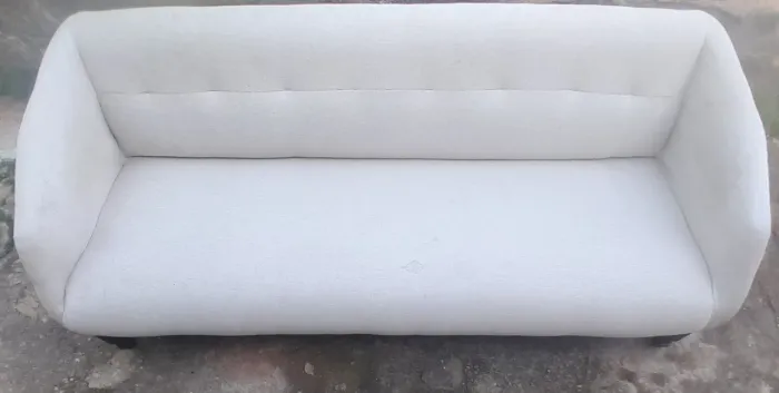 Sofá 3 Lugares Estilo Retrô