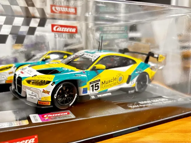 Carrinho Carrera Evolution BMW M4  GT3 