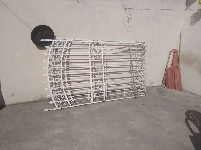 Portão 300