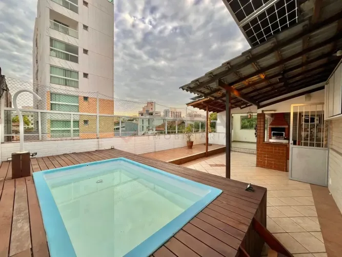 JHU-Casa com piscina em Jardim Camburi, oportunidade de preço!