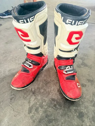 Bota motocross eleveit