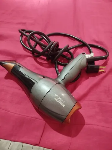 Secador 2400W