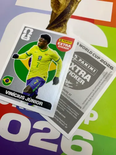 Figurinha extra rara prata da copa do mundo 2026
