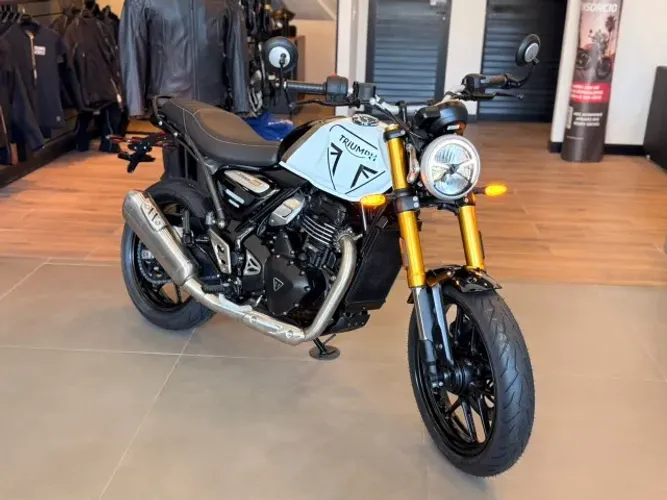 Triumph Speed 400 2026 / com apenas 0km rodados
