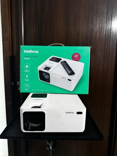 Projetor Intelbras full hd