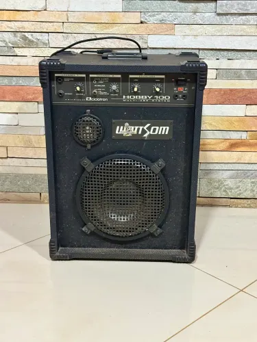 Caixa de som Amplificador Wattsom Hobby 100 (teclado, Guitarra, Voz)