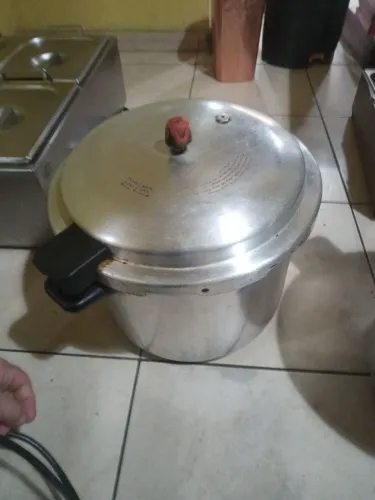 PANELA DE PRESSÃO EIRILAR 20 LITROS