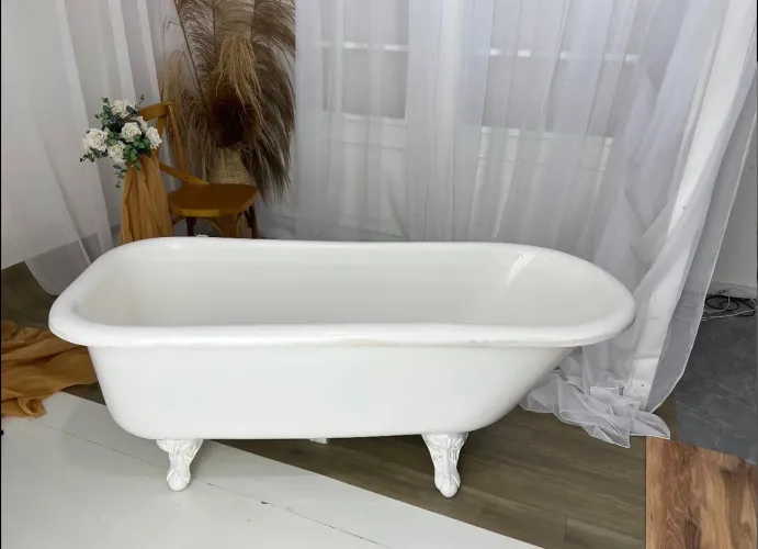 Banheira Vitoriana Clássica - Ideal para Decoração, Ensaios e Ambientes Sofisticados