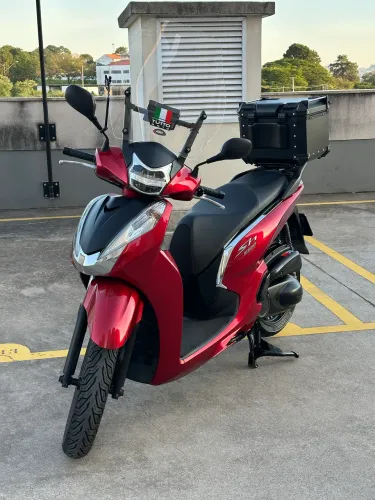 Honda SH 300i 2016 | Muito Conservada | Baú de Alumínio + GPS | 40.000 km 