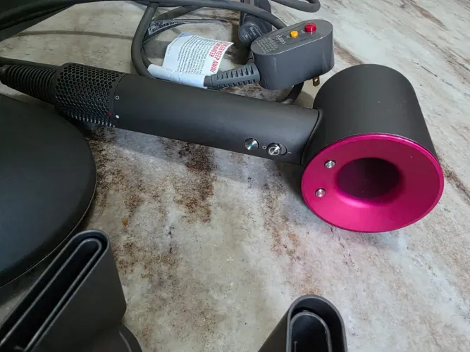 Dyson Supersonic original