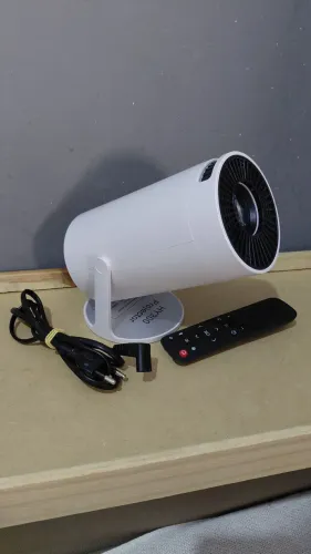 Projetor HY300