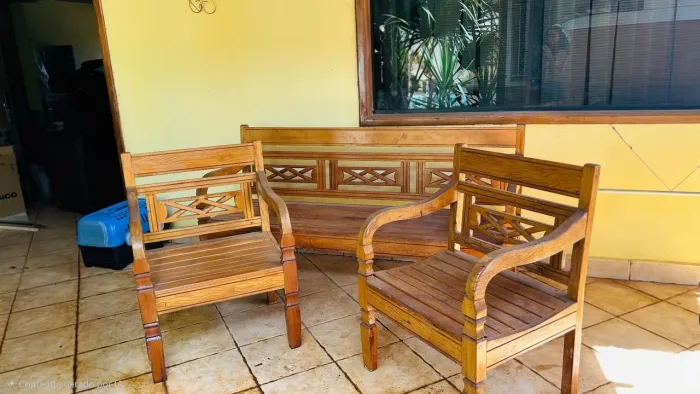 Cadeira madeira Peroba Rosa