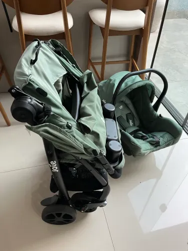 Carrinho de bebê