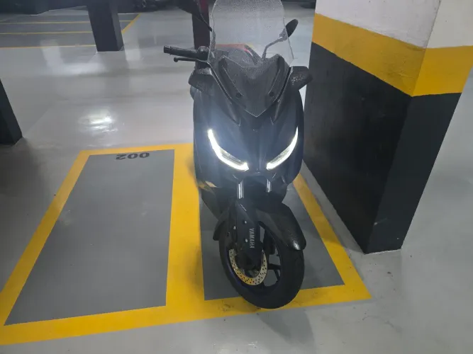 Moto impecável! Sou Único dono