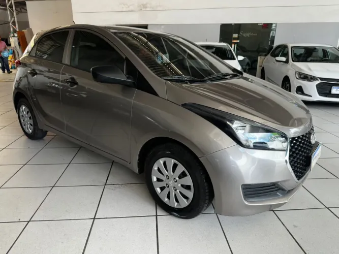 Hyundai HB20 Unique 1.0 Flex 12V Mec. 2019