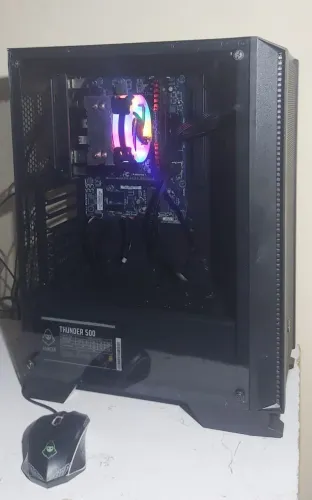 Vendo esse lindo PC core i3 4570 de quarta geração