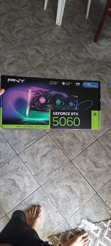RTX 5060 8GB TRIPLE FAN NOVO!