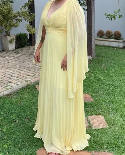 Vestido de Madrinha de Casamento - Amarelo Pastel 