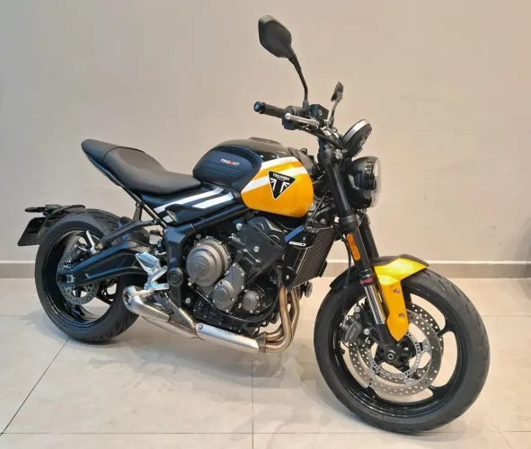 Triumph TRIDENT 660