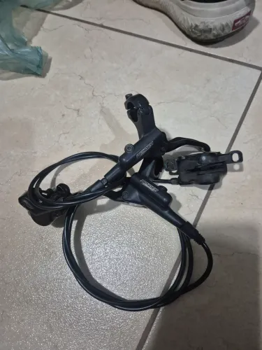 Par de Freios Hidráulicos Render