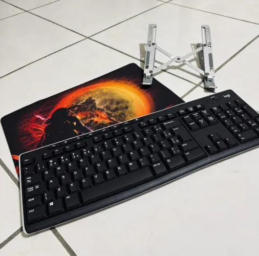 Teclado sem fio + suporte para pc (aceito proposta)
