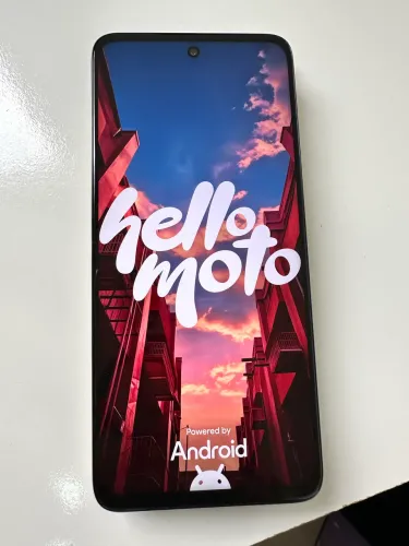 Smartphone Motorola g35 5G 128GB 12GB 8GB Câmera 50MP com AI NFC