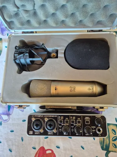 Microfone Behringer B-2 Pro Condensador Cardióide