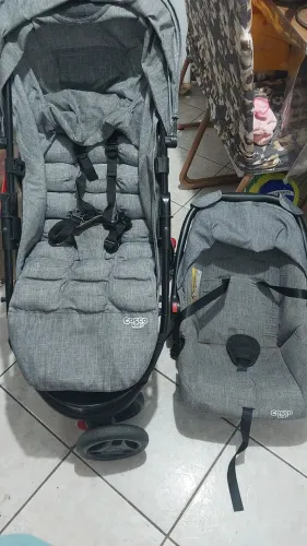 Kit para bebê. Carrinho. Bebê conforto banheira e berço com colchão 
