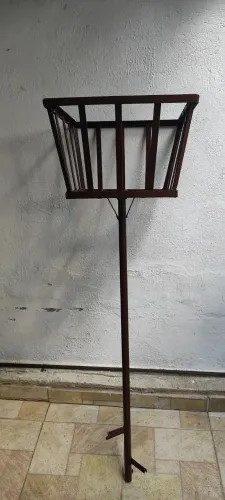 Vendo lixeira de calçada 