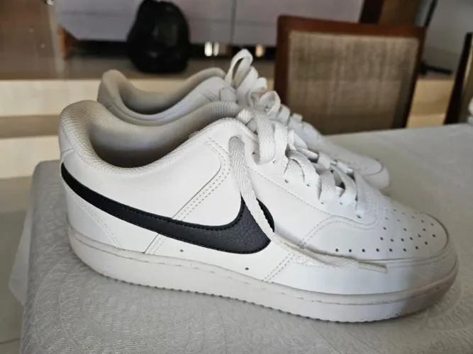 Nike Court Vision
