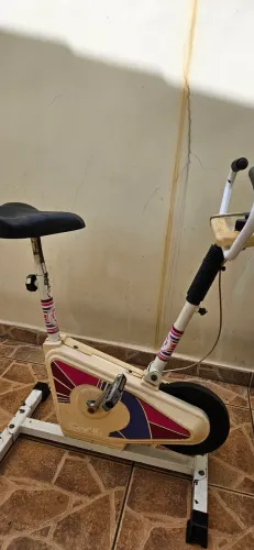 Bicicleta ergométrica 
