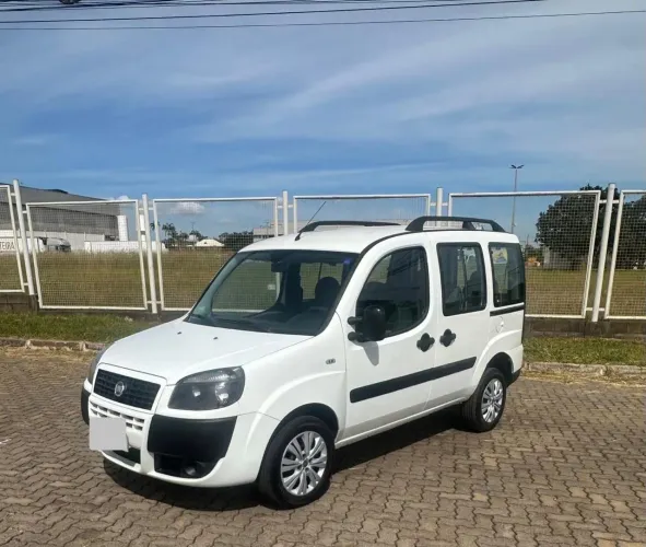 Fiat Doblo Essence 1.8 Flex 16V 5P 2021