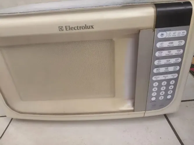 Microondas com defeito 