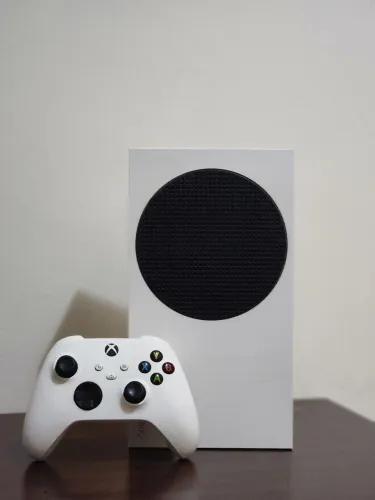 Xbox Series S 512GB - Excelente Estado (Com Caixa e Acessórios)