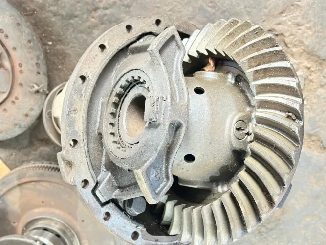 ? Diferencial Volvo B11R - Irizar - Aproximadamente 500.000 km - Excelente Estado