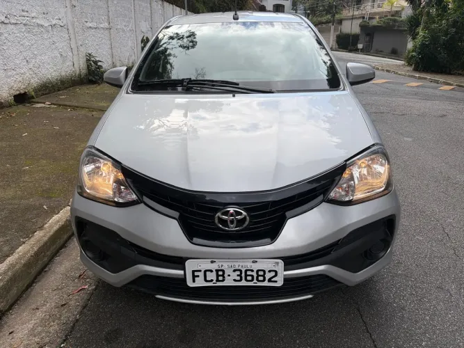 Toyota Etios X Sedan 1.5 Flex 16V 4P Aut. 2020