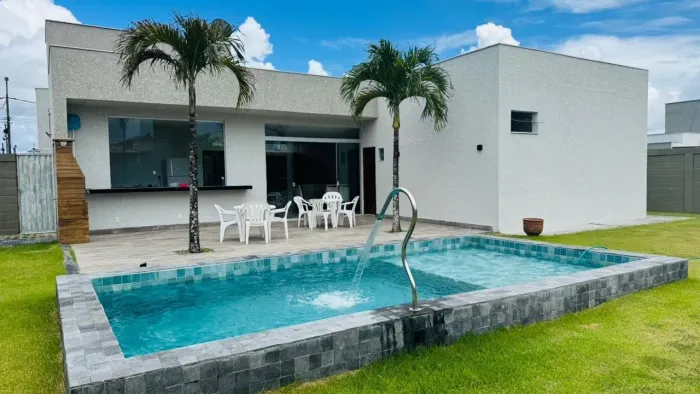 Casa em Condomínio de Alto Padrão Mobiliada para Aluguel em Porto Seguro