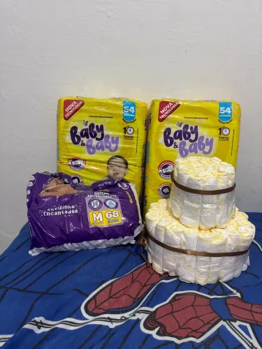 Fraldas descartáveis