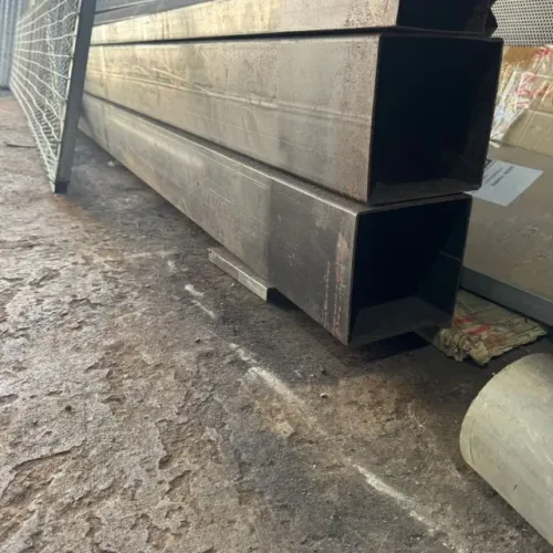 Tubo 150 x 150 aço na 1/8 6 metros.