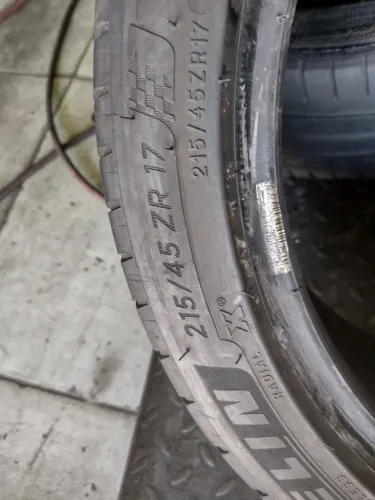 2 pneus 215/45/17 mia vida bom sem detalhes