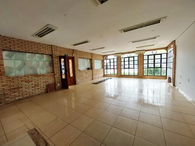 Linda Loja - Aluguel -120 m² - São Paulo II - Cotia/SP